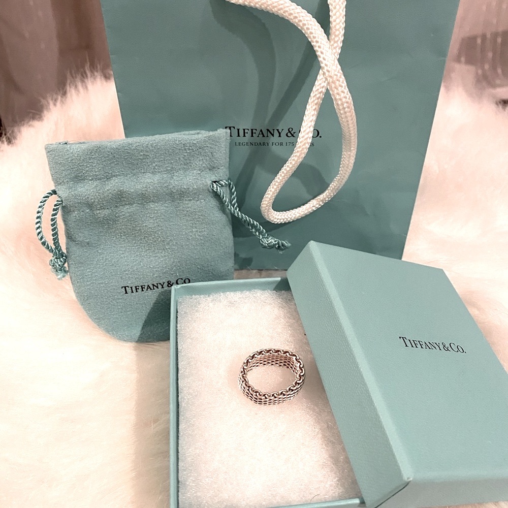 Like new Authentic Tiffany & Co Somerset Mesh Ring